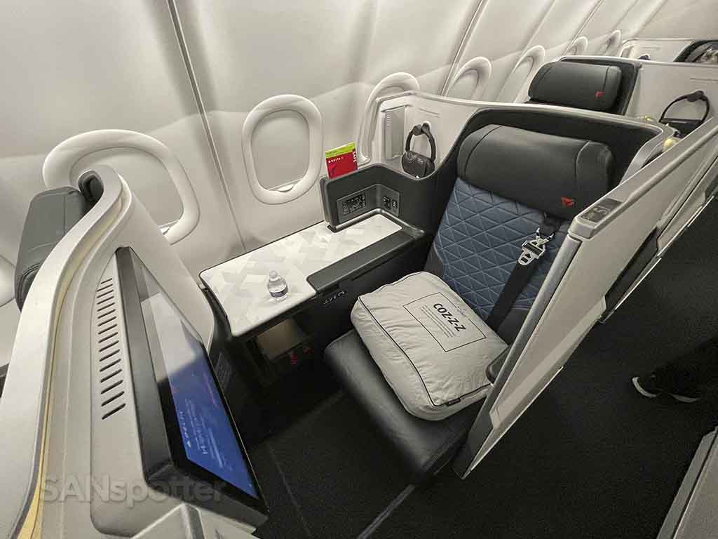 Delta One A330 900 Review A Darn Near