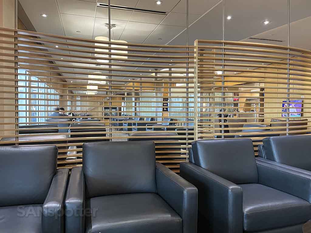 Section divider Edmonton air Canada lounge