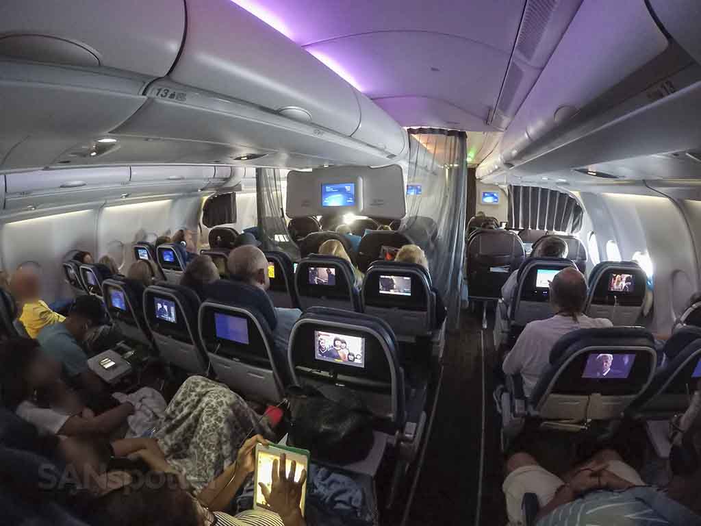 Hawaiian Airlines a330-200 extra comfort premium economy seats