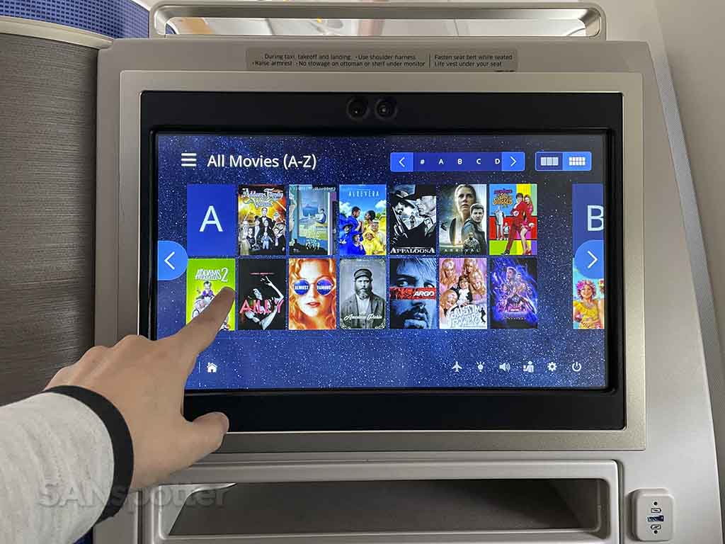 United 787-8 video entertainment