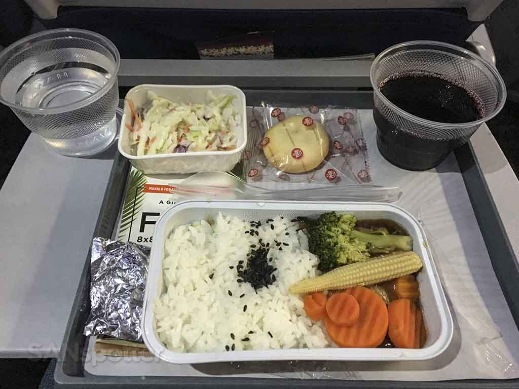 Hawaiian airlines premium economy food