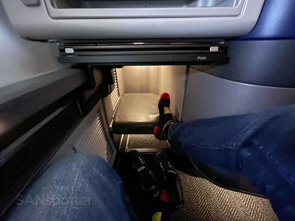 United 777-200 Polaris business class seat footwell 