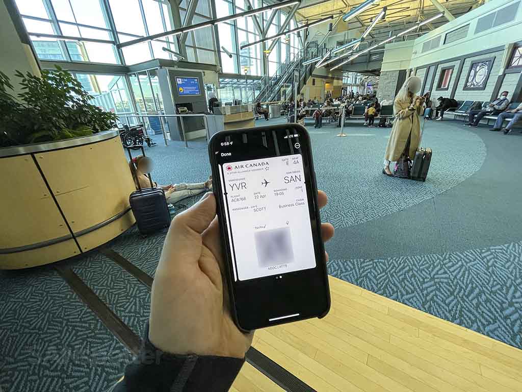 Air Canada express mobile boarding pass