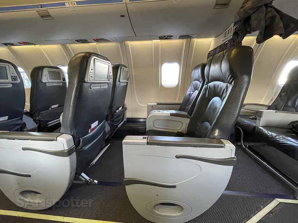 Air Canada express (jazz) CRJ-900 business class seating