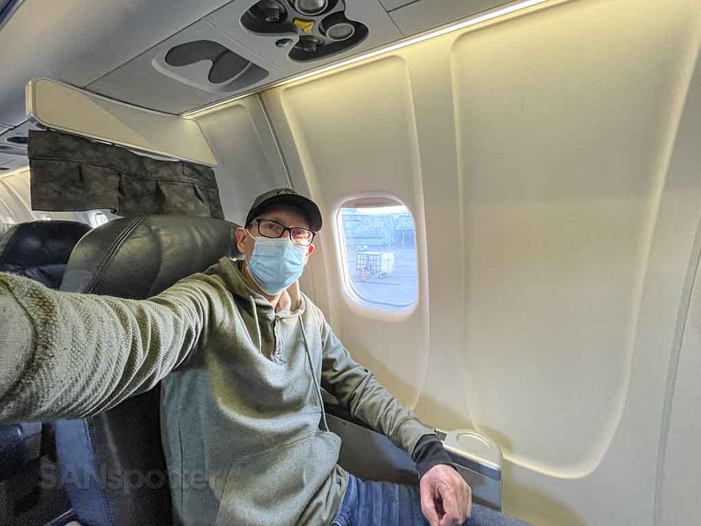 SANspotter selfie air Canada express CRJ-900 business class 