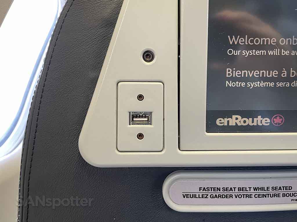 Air Canada express business class USB ports 