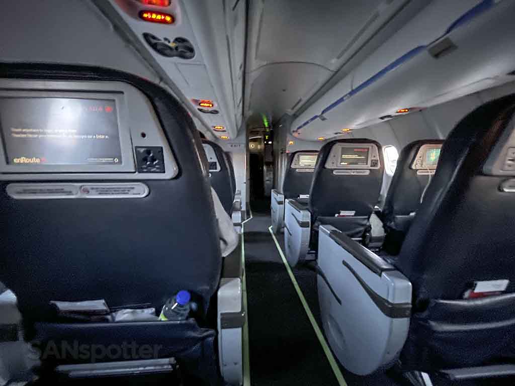 Air Canada Express Crj 900 Business Class Is Shockingly Decent Sanspotter