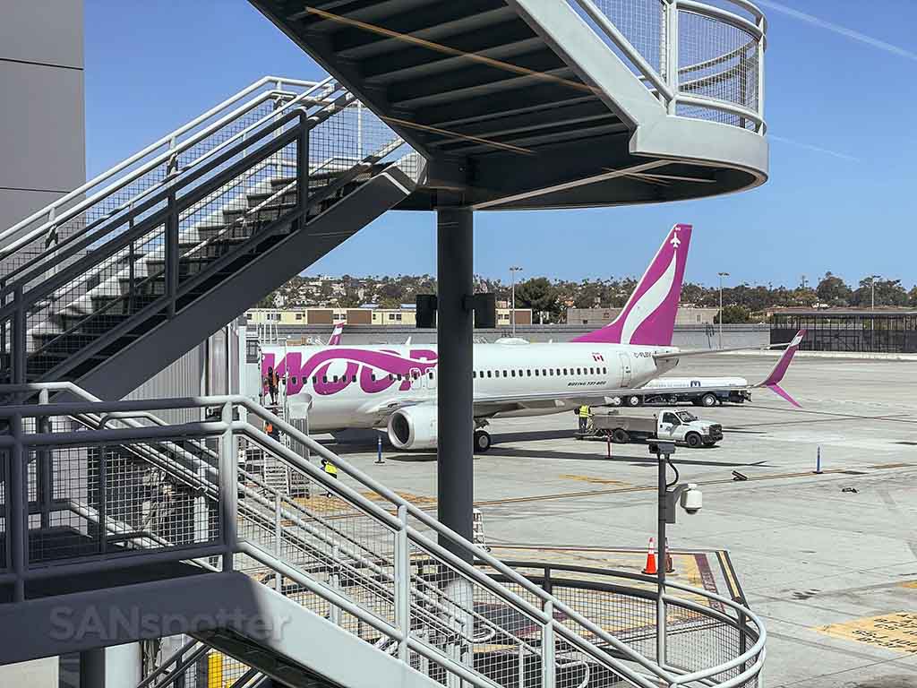 Swoop 737-800 San Diego airport gate 50