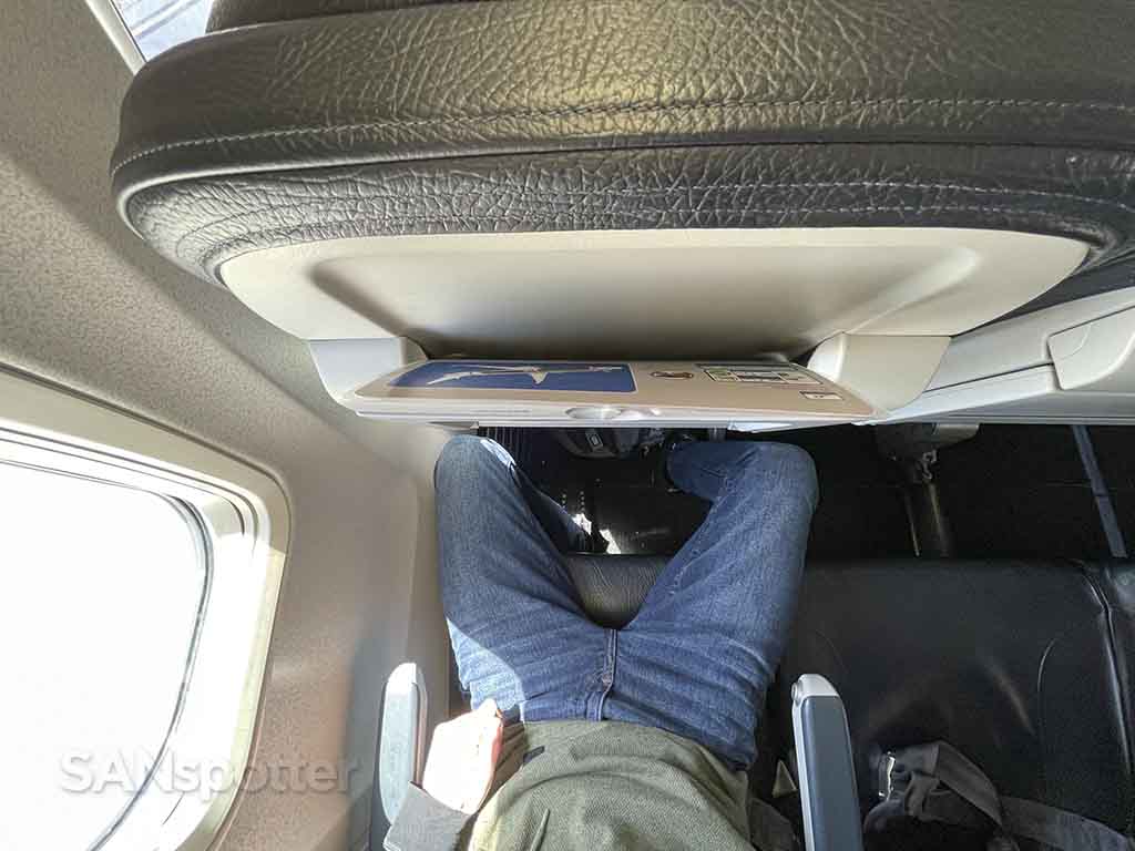 Swoop airlines seat pitch
