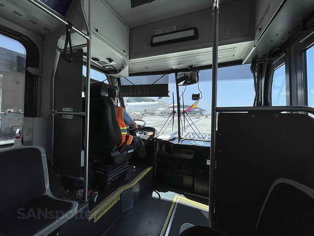 Shuttle between terminal 3 and the Tom Bradley international terminal at LAX