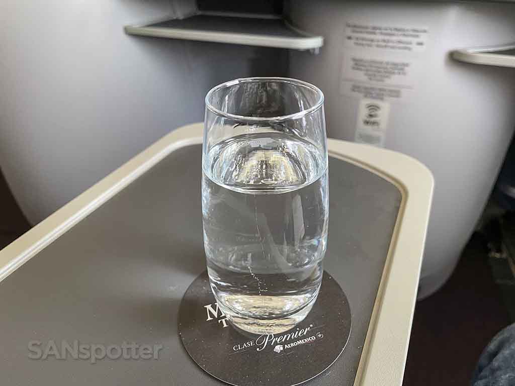 Aeromexico business class pre departure drink