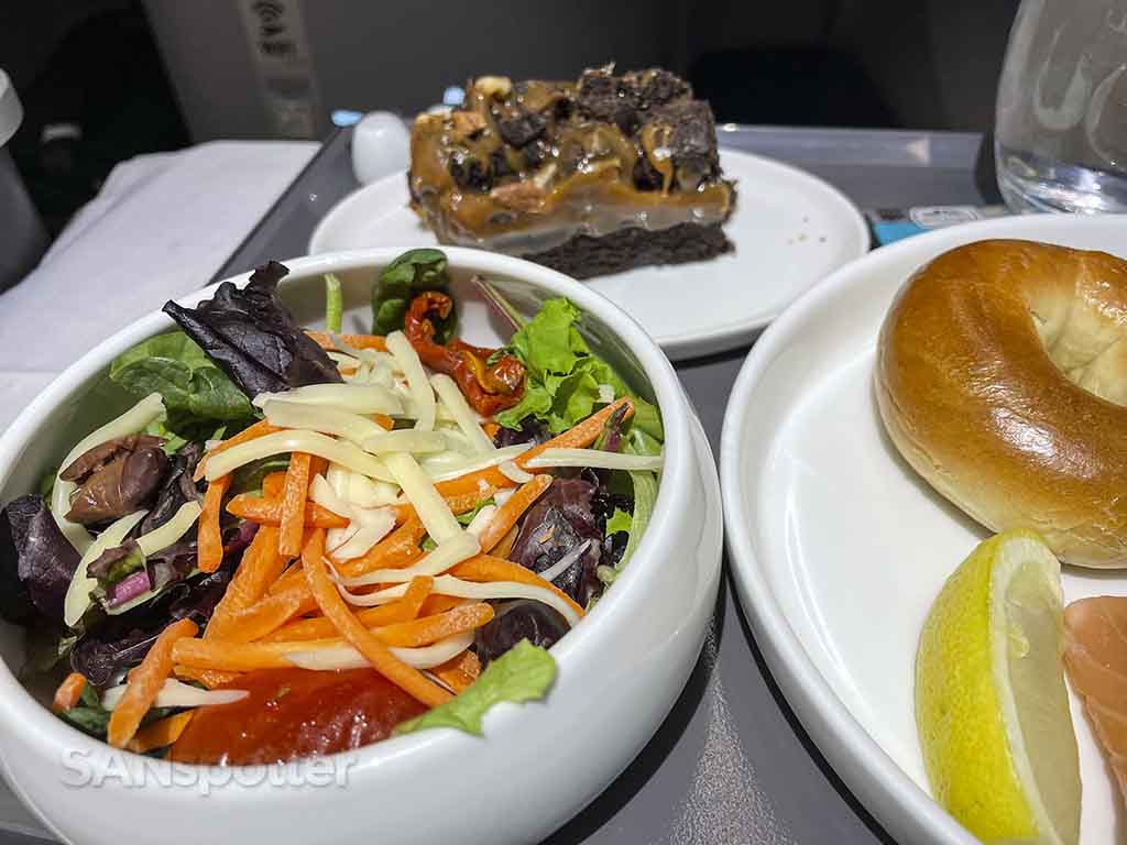 Aeromexico business class lunch