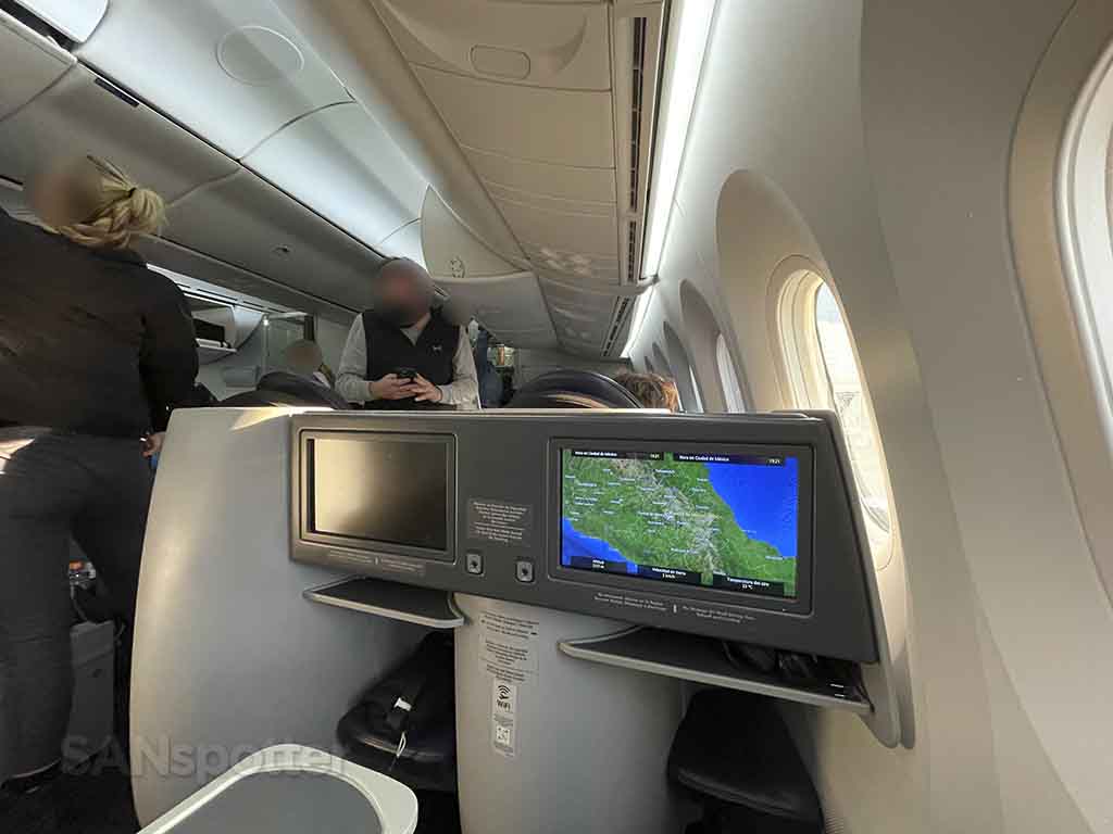 End of flight, Aeromexico 787-8 premier class cabin