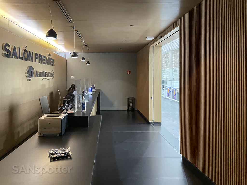 Aeromexico lounge check in desk Mexico City airport terminal 2