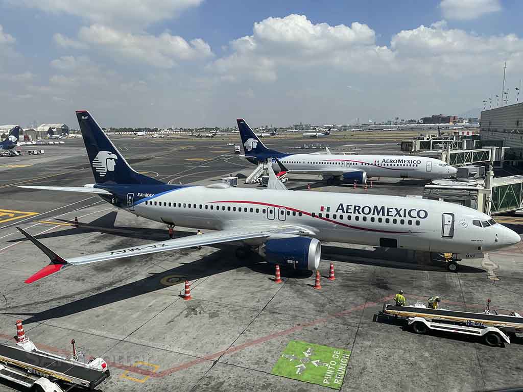 Aeromexico 737 max 9 Mexico City airport