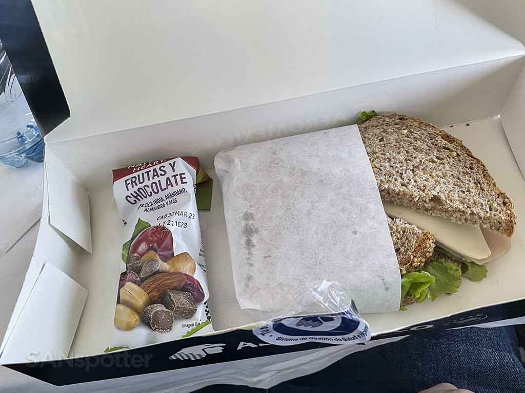 Aeromexico business class box lunch sandwich 