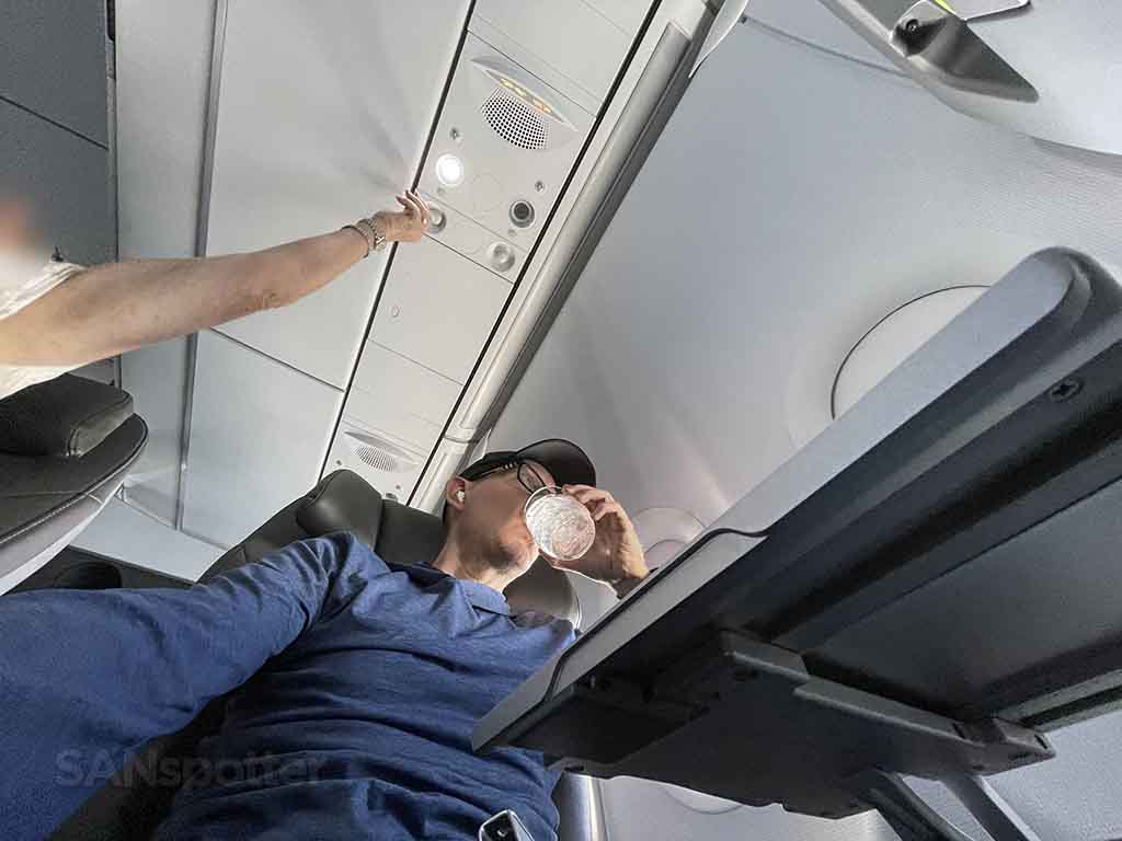 SANspotter drinking water American Airlines first class