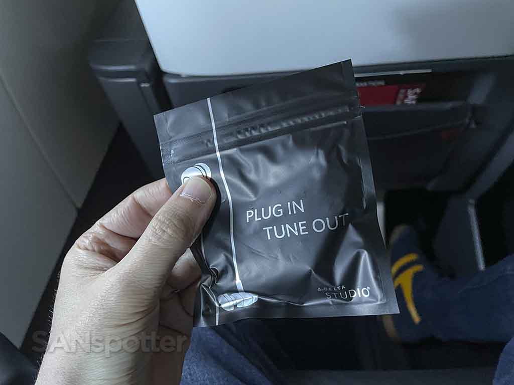 Delta A321neo first class wired earbuds
