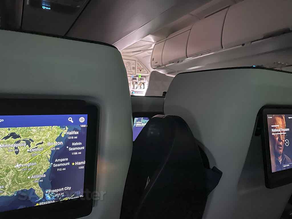 Delta A321neo first class passenger privacy 
