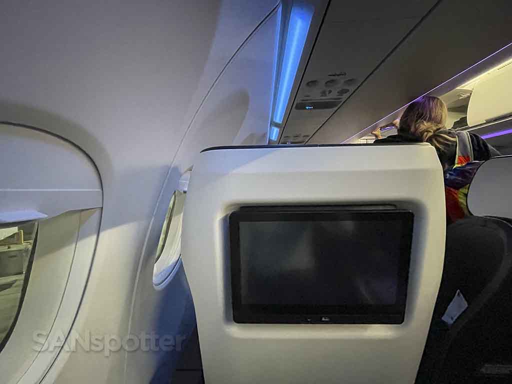 Delta A321neo first class parked at gate