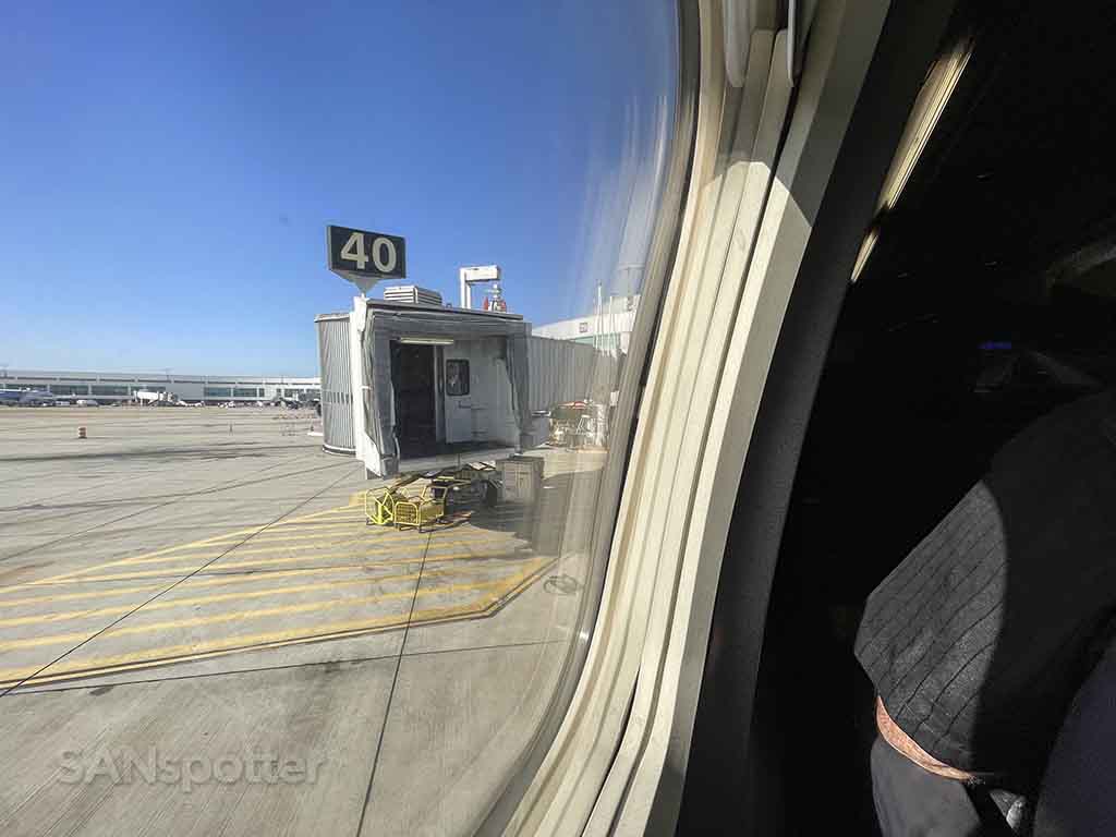 San Diego airport gate 40 jet bridge 