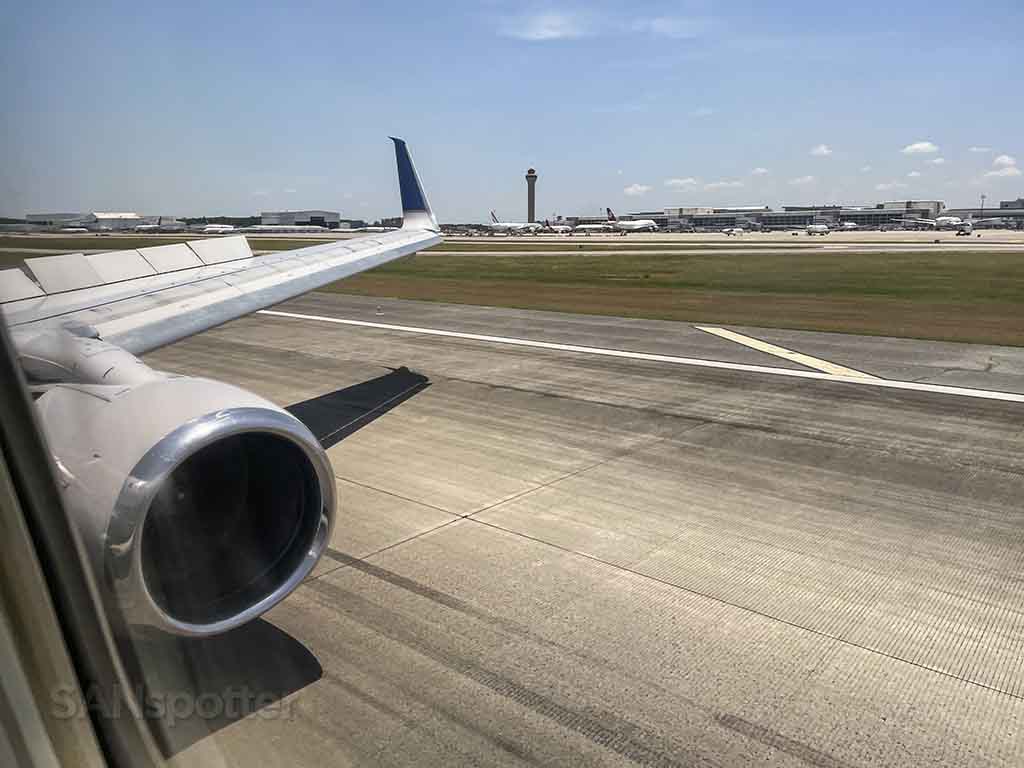 Landing at Houston intercontinental airport 