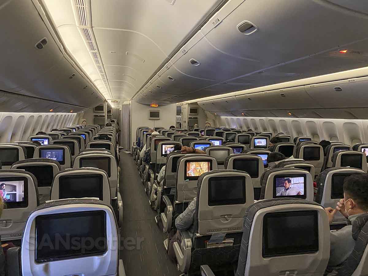 777-300/ER economy cabin
