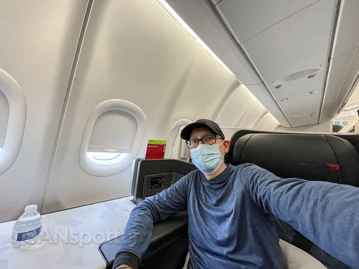 small airbus a330 windows