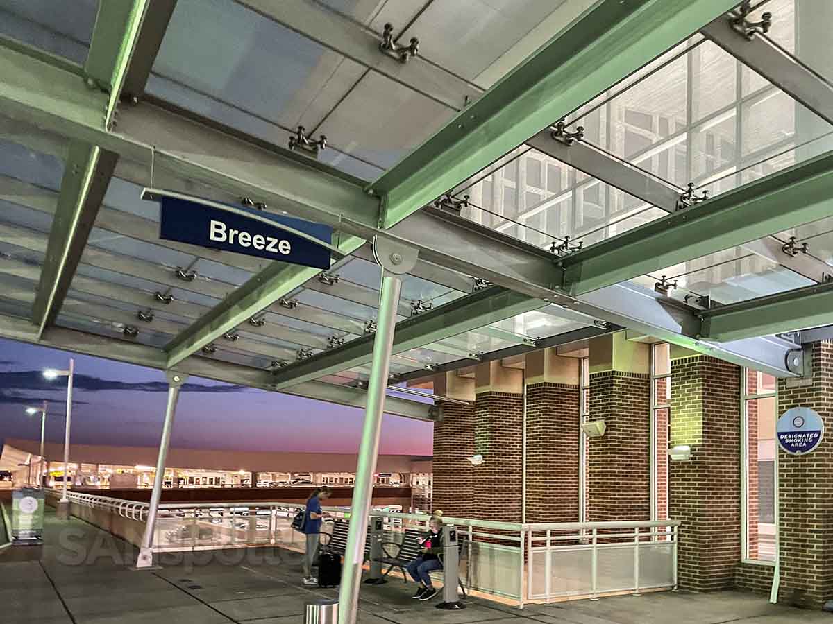 Breeze airways entrance Richmond airport