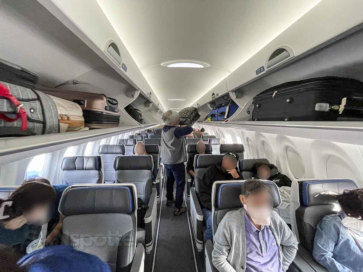 Breeze airways a220-300 nicest seat cabin