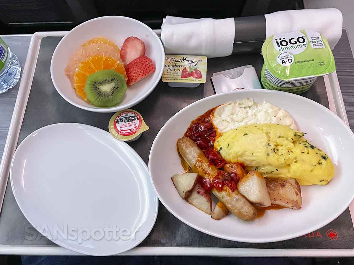 Air Canada domestic business class eggs and potatoes breakfast 