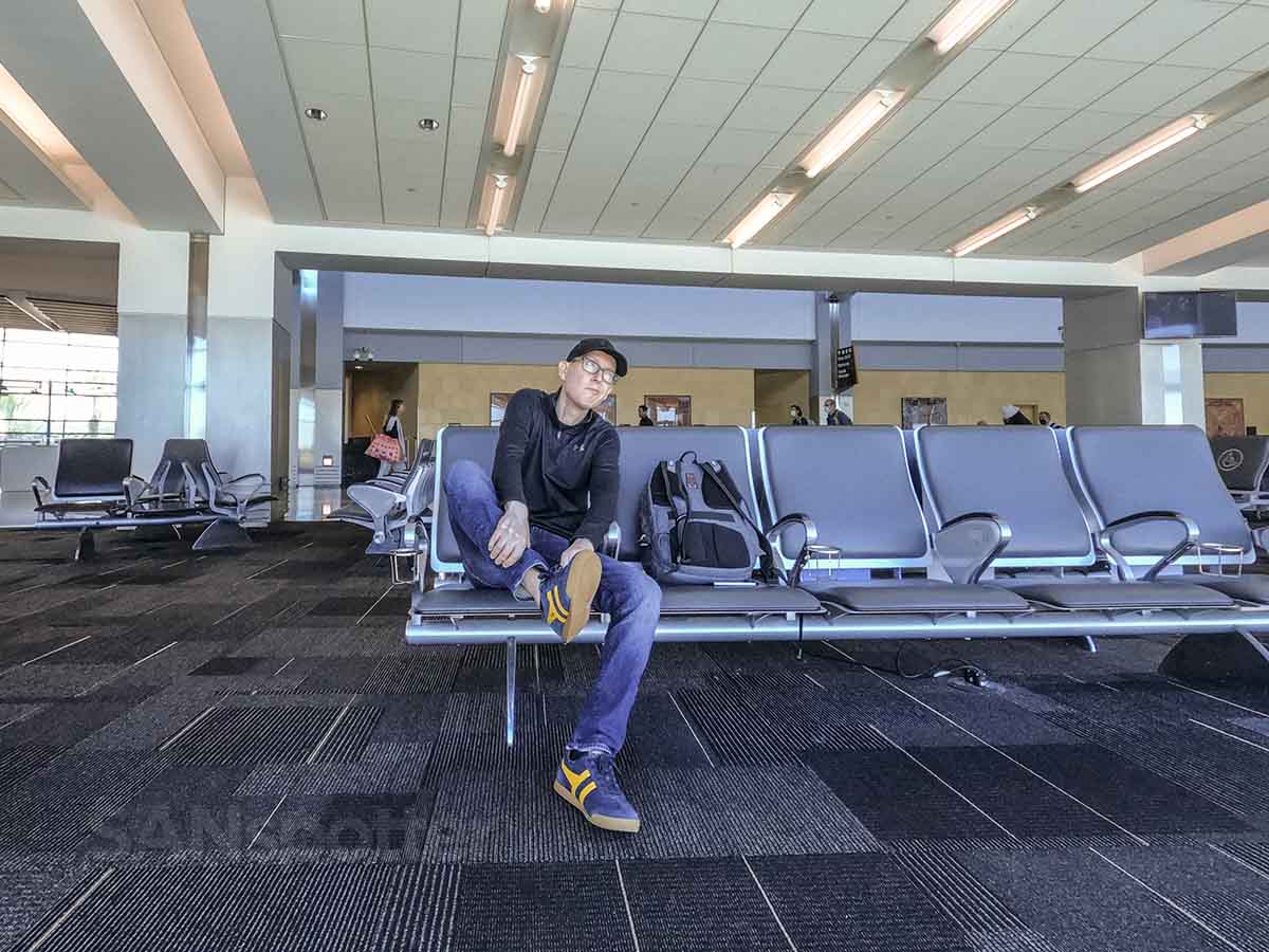 SANspotter blue shoes San Diego airport