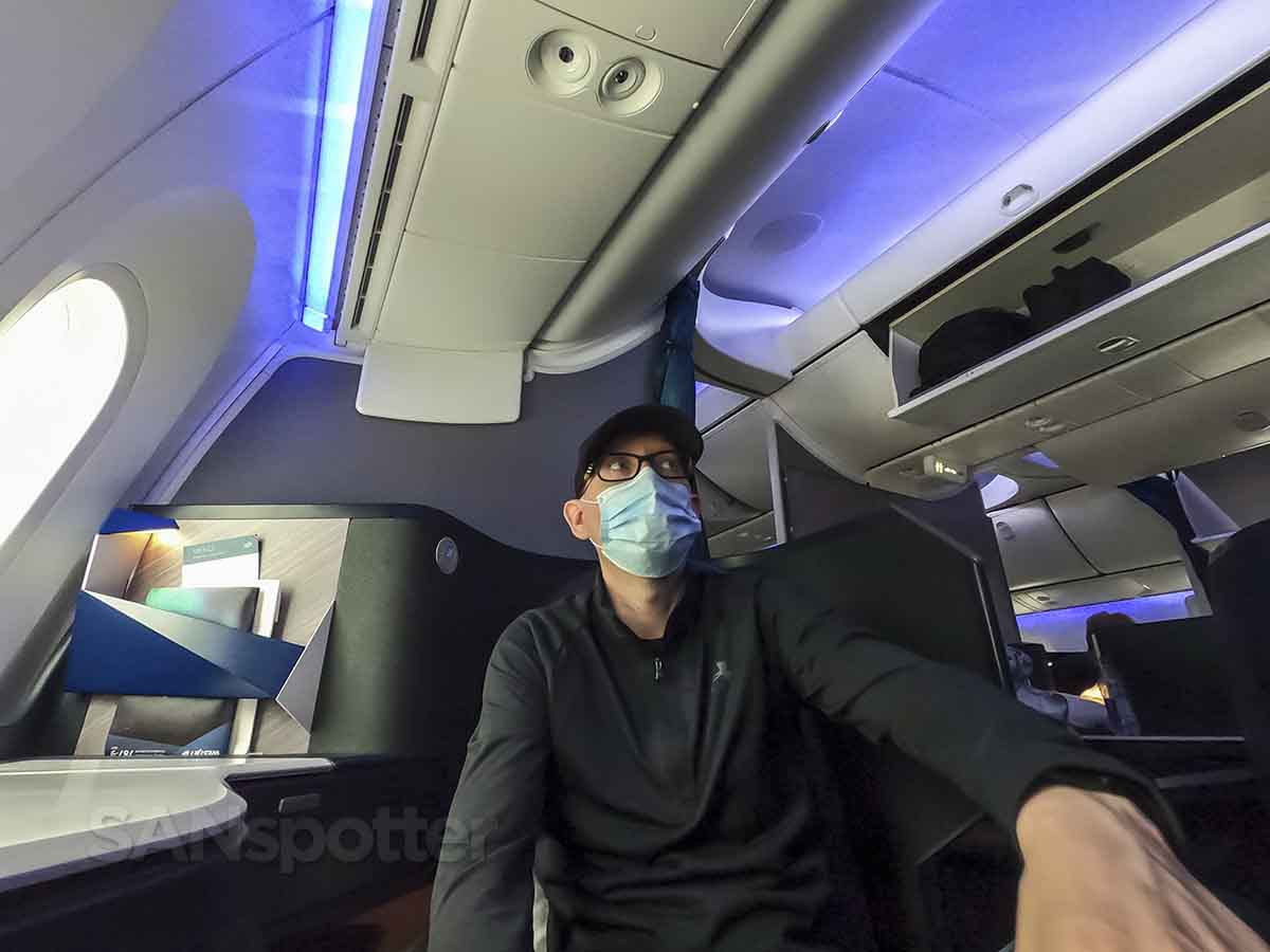 WestJet 787-9 business class is Air Canada's worst nightmare – SANspotter