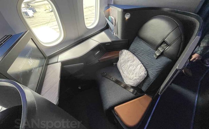 WestJet 787-9 business class is Air Canada’s worst nightmare