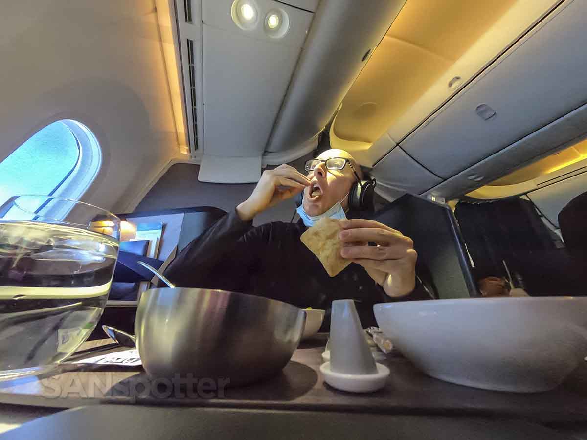 WestJet 787-9 business class is Air Canada's worst nightmare – SANspotter