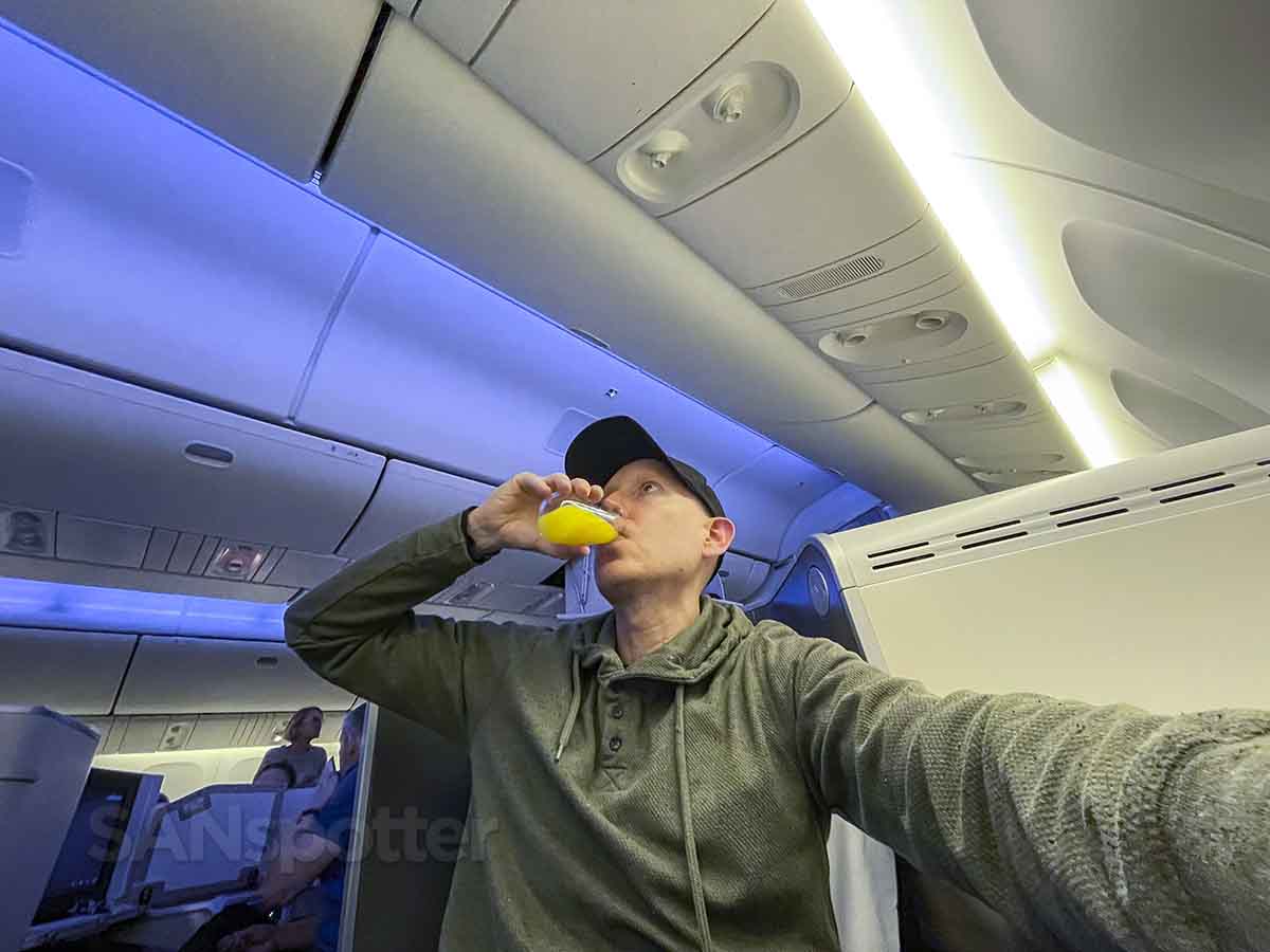 SANspotter selfie Air Canada 777-300 business class