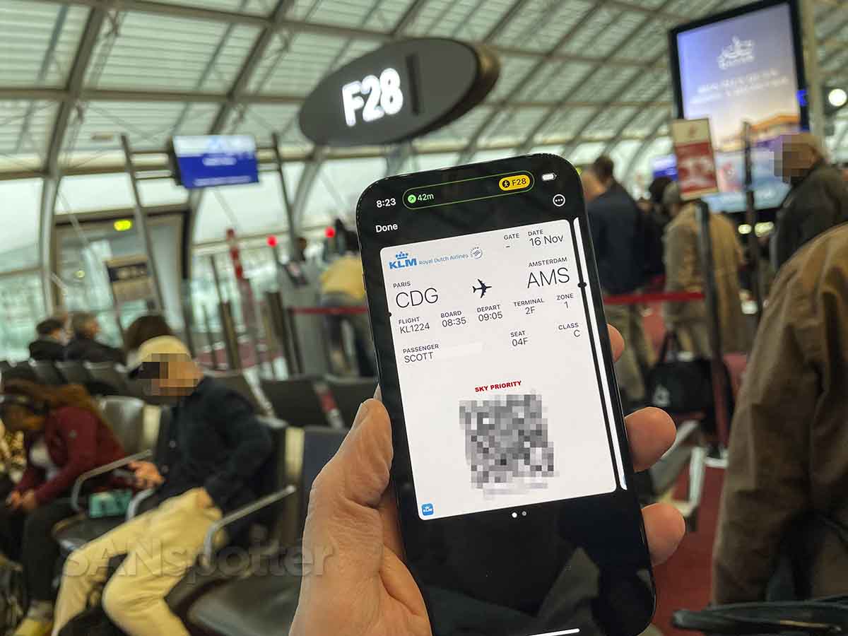 KLM business class mobile boarding pass