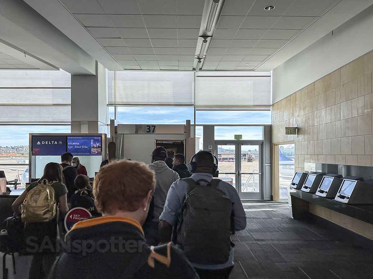 boarding delta flight to Atlanta gate 37 San Diego airport