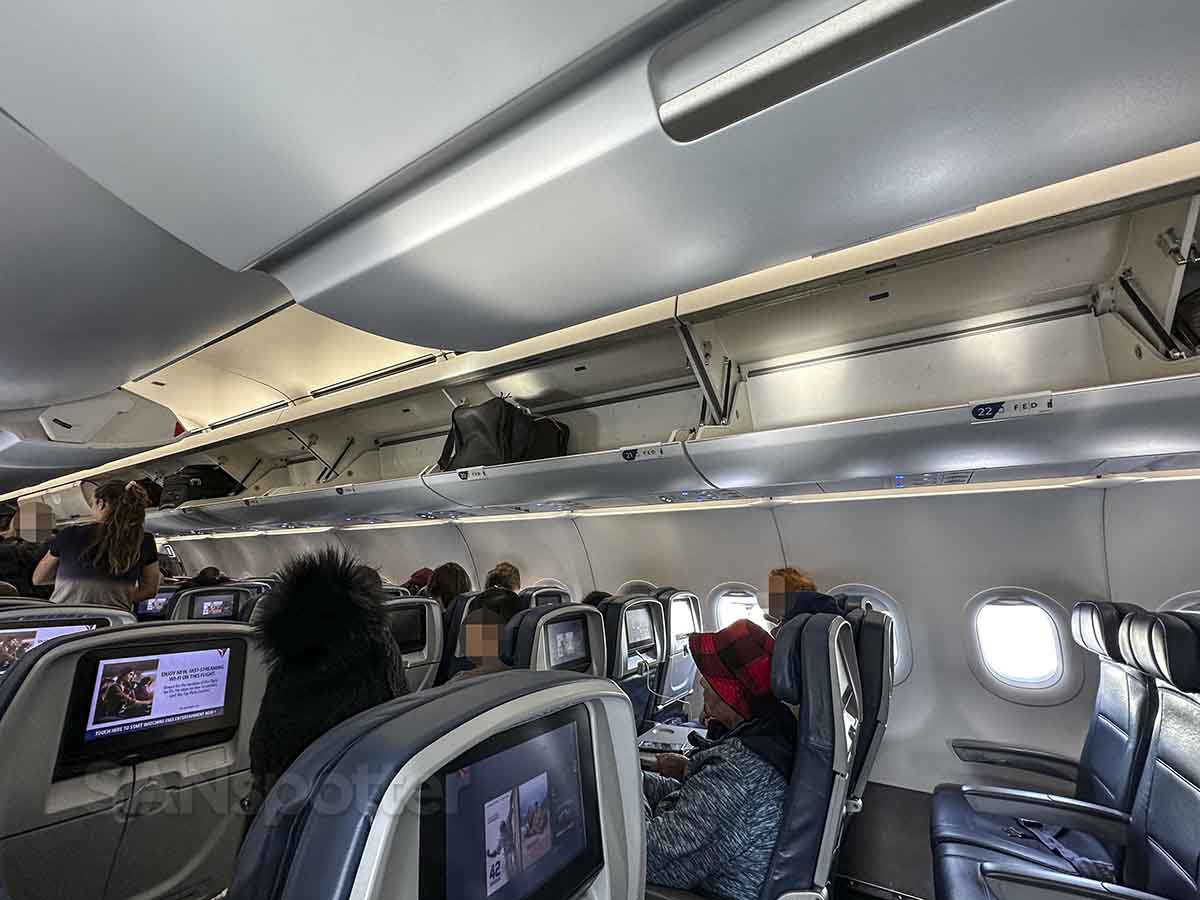 Delta A321 Economy overhead bin size