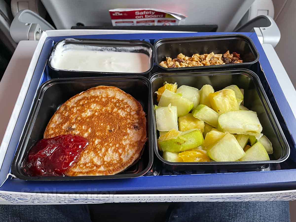 KLM regional business class breakfast pancakes 
