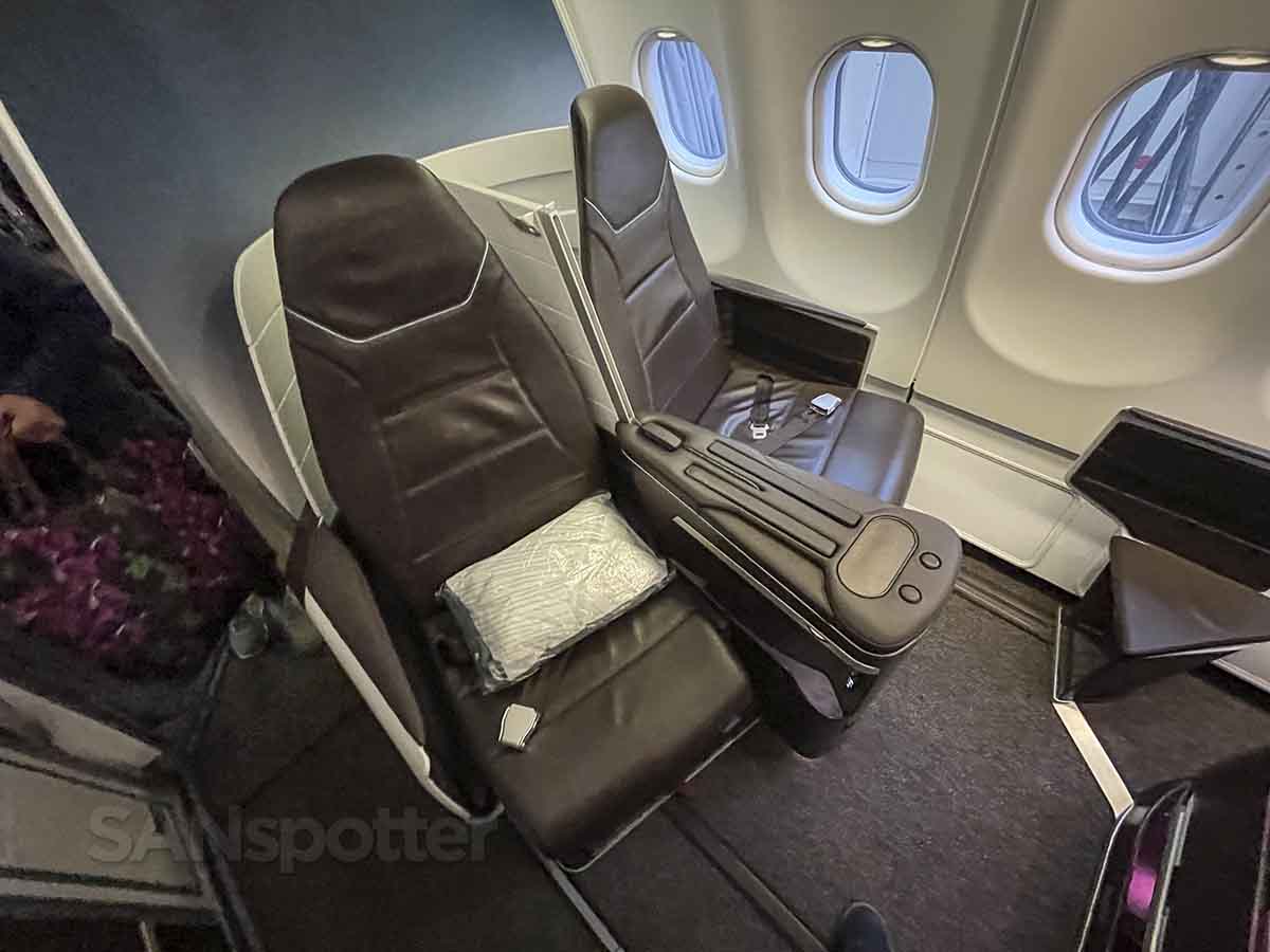 Hawaiian Airlines a330-200 first class seats