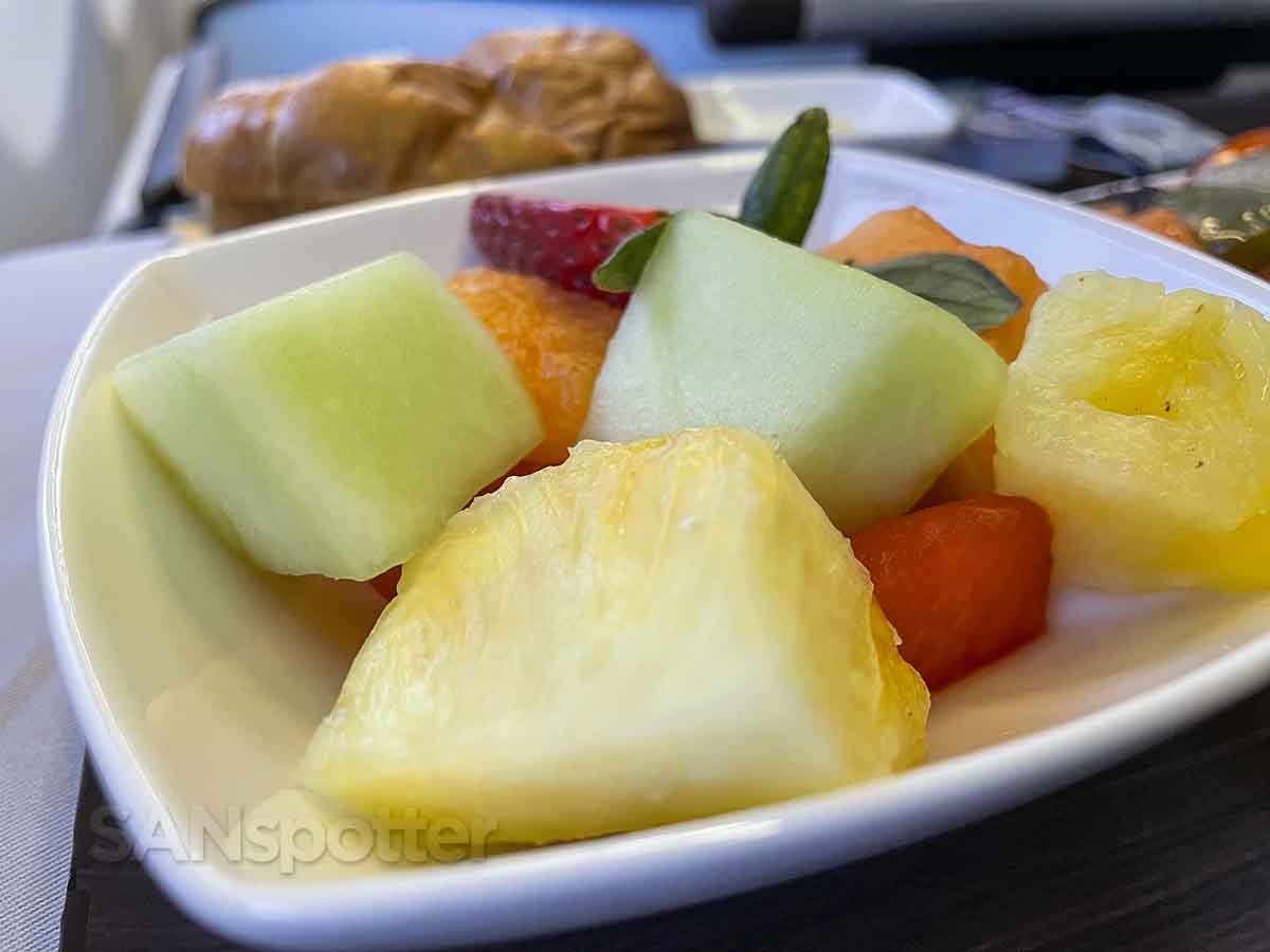 Hawaiian Airlines first class fresh fruit 