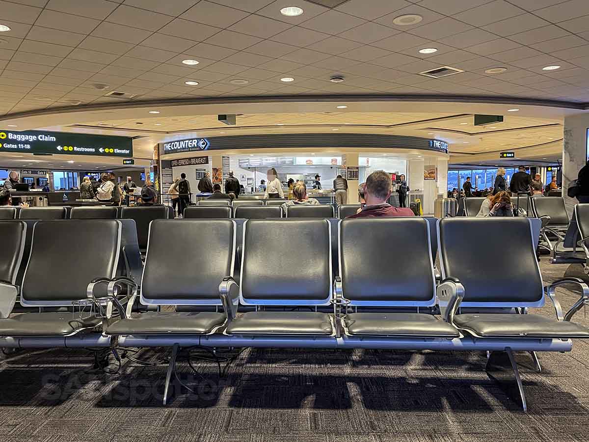 Terminal 1 SAN seating area