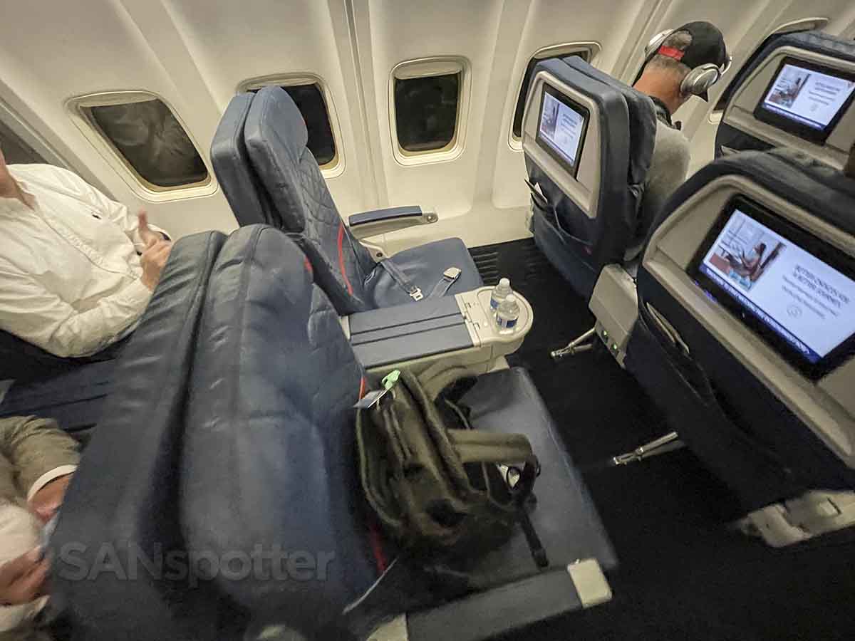 Delta 757-300 first class seats