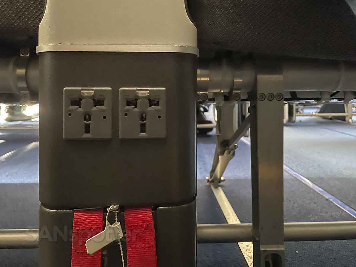 Lufthansa a350-900 premium economy full size electrical outlets 