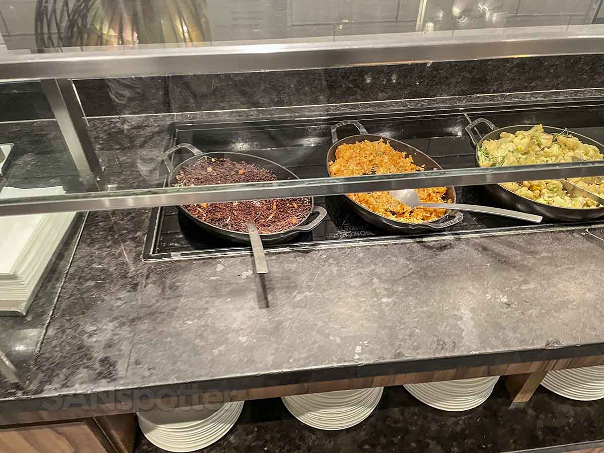 Amex centurion lounge SFO food