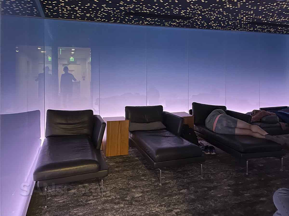 LAX Amex centurion lounge sleeping room 