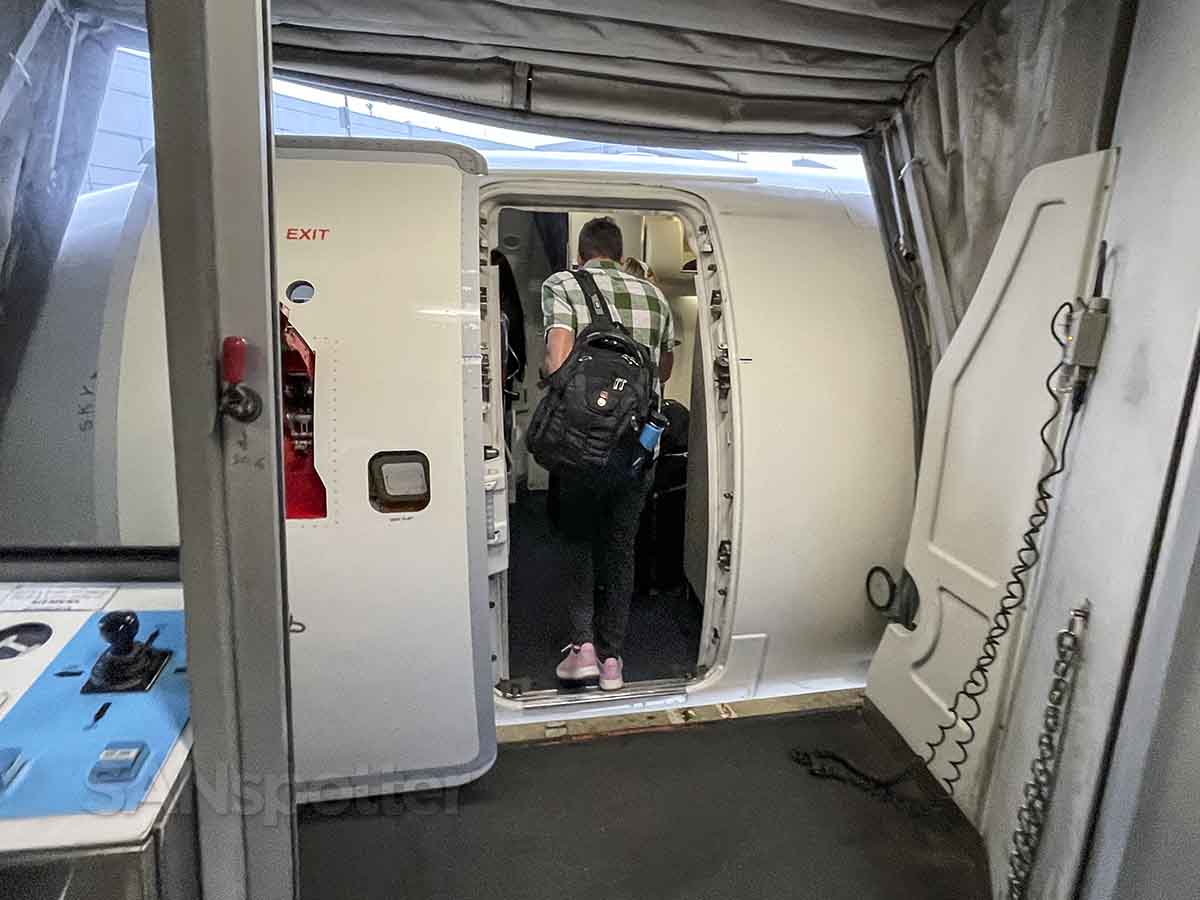 Delta connection Embraer 175 boarding door