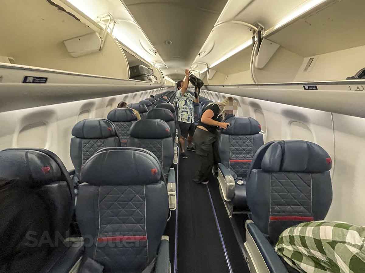 The Sobering Reality Of Delta Connection Embraer 175 First Class Sanspotter