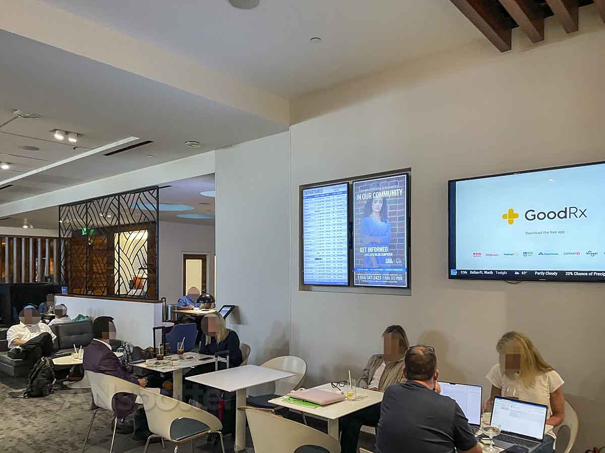 Amex Centurion Lounge IAH seating options